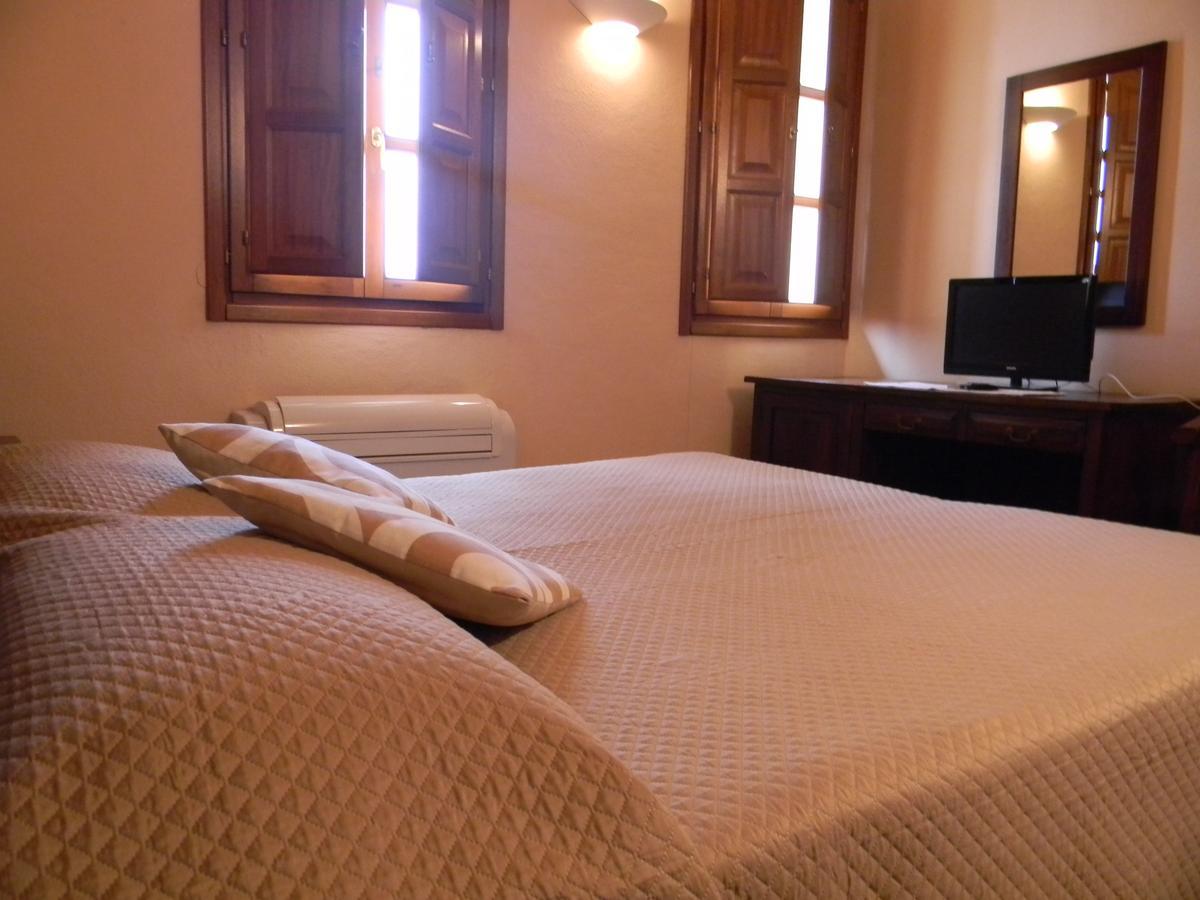 Hotel Sport Village Иглесиас Экстерьер фото