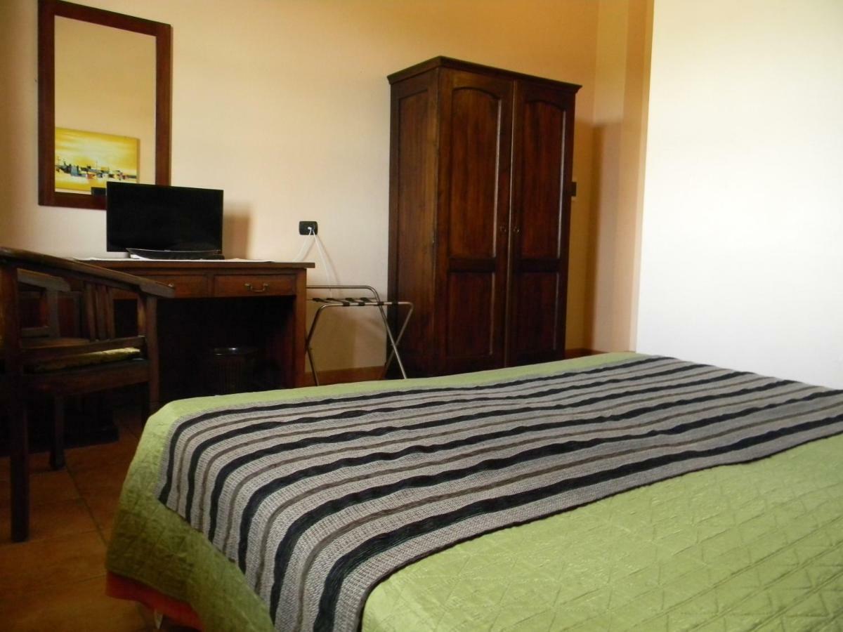 Hotel Sport Village Иглесиас Экстерьер фото