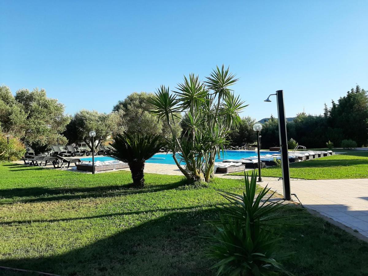 Hotel Sport Village Иглесиас Экстерьер фото